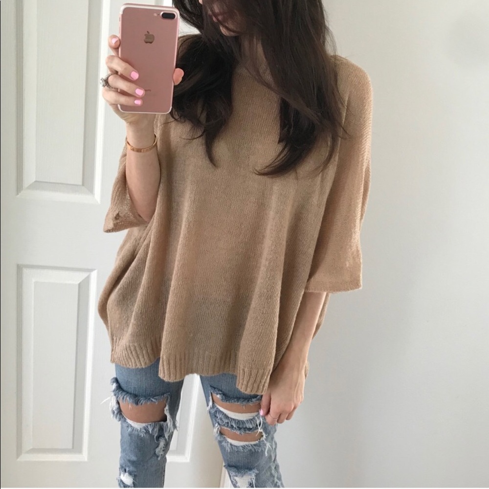 SOLD❌ REPOSH // Pretty Please Taupe Dolman Top